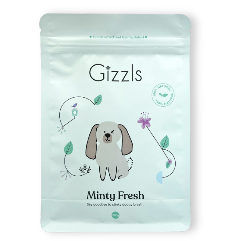 Gizzls Peanut Butter & Mint Dog Treats (200g)